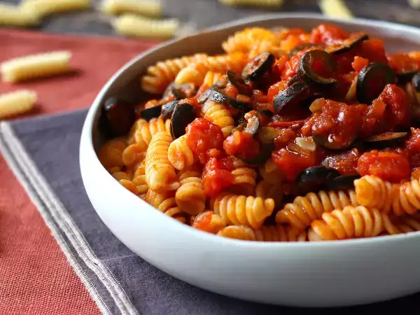 Har du inte tid att laga mat? 9 enkla och fantastiska pasta-idéer