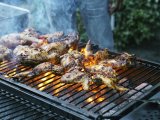 Artiklar: Tricket med salt på glöden som används av experter på grillning