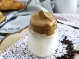 Artiklar: Kalla bryggkaffe recept för sommaren: från frappuccino till affogato, enkla och originella idéer