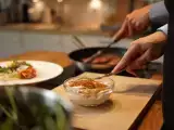 Artiklar: Dagens meny, 25 maj: en festlig aperitif, saftigt ankbröst och krämig vaniljäggkräm