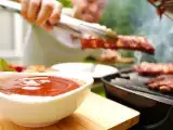 Artiklar: Barbecue sås: gör det hemma och förvandla allt kött