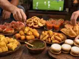 Artiklar: Inför finalen mellan Spanien och Argentina kan du förbereda en aperitif som kombinerar fem typiska specialiteter från respektive land