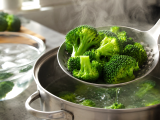 Artiklar: Hur tillagar man broccoli så att den förblir riktigt grön och lite krispig?
