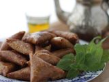 Recept Briouats med mandel, små orientaliska bakverk