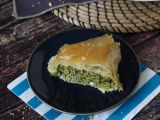 Recept Spanakopita, den superenkla grekiska pajen med spenat och fetaost