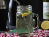 Recept Hugo spritz med flädersirap, en fräsch och söt cocktail