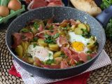Recept Huevos rotos, det superenkla spanska receptet baserat på potatis och ägg