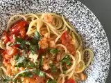 Recept Spaghetti med räkor och körsbärstomater, ett snabbt recept på en god huvudrätt