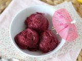 Recept Vegansk röd fruktglass: superlätt bananglass att göra!