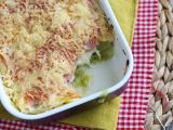 Recept Gratinerade purjolökar med kokt skinka och ost