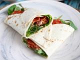 Recept Sandwich wrap med chorizo, avokado och tomat