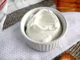 Recept Hemlagad gräddost (philadelphia-typ) med 2 ingredienser