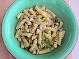Recept Fusilli med zucchini, räkor och ingefära