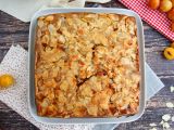 Recept Mirabell- och mandeltårta upp och ner