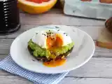 Recept Avokado toast med pocherat ägg