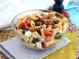 Recept Pasta med tomat, fetaost och oliver