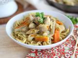 Recept Chow mein (chao men), kinesiska nudlar med kyckling och grönsaker