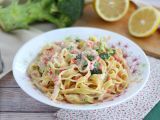 Recept Pasta i en gryta - tagliatelle med lax och broccoli