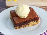 Recept Cookie- och brownietårta perfekt för ett mellanmål!