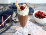 Recept Liège-choklad med vispad grädde och kakao