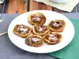 Recept Toast med pesto, parmesan och soltorkade tomater