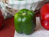 Recept Hur man skalar rå paprika