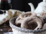 Recept Rödvinsdoughnuts: mormors recept som alla borde känna till!