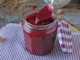 Recept Så här gör du en enkel och perfekt bärcoulis
