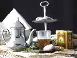 Recept Hur man förbereder äkta marockanskt pepparmyntste
