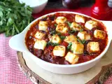 Recept Långkokta röda bönor med tomat och rostad fetaost