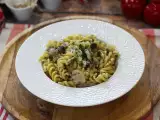 Recept Pasta med shimeji och bruna champinjoner i krämig sås