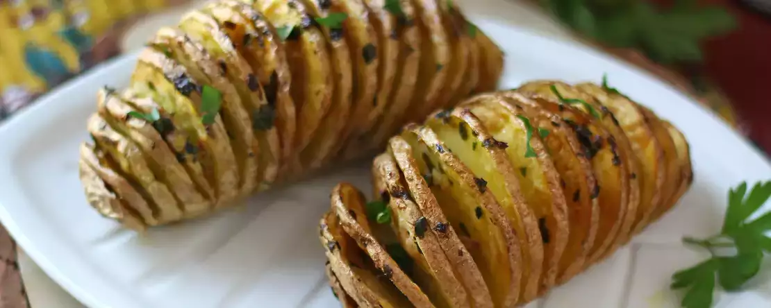 Hasselbackspotatis i fritösen: krispig, smältande i munnen och ultraenkel!