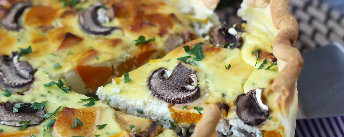 Quiche med svamp och hokkaidopumpa