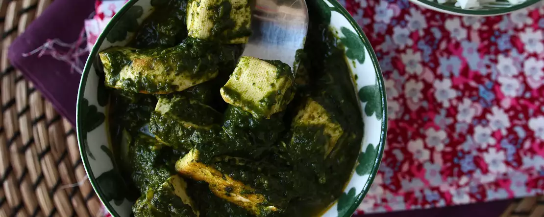 Palak tofu: indisk curry med spenat och tofu