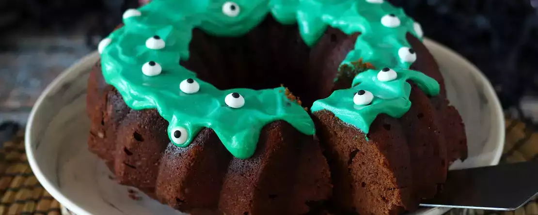 Halloween-Bundt-kaka med en djävulskt god glasyr