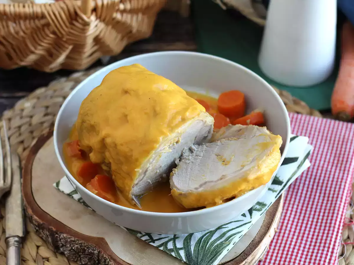 Recept Fläskkarré med öl- och morotssås i snabbkok