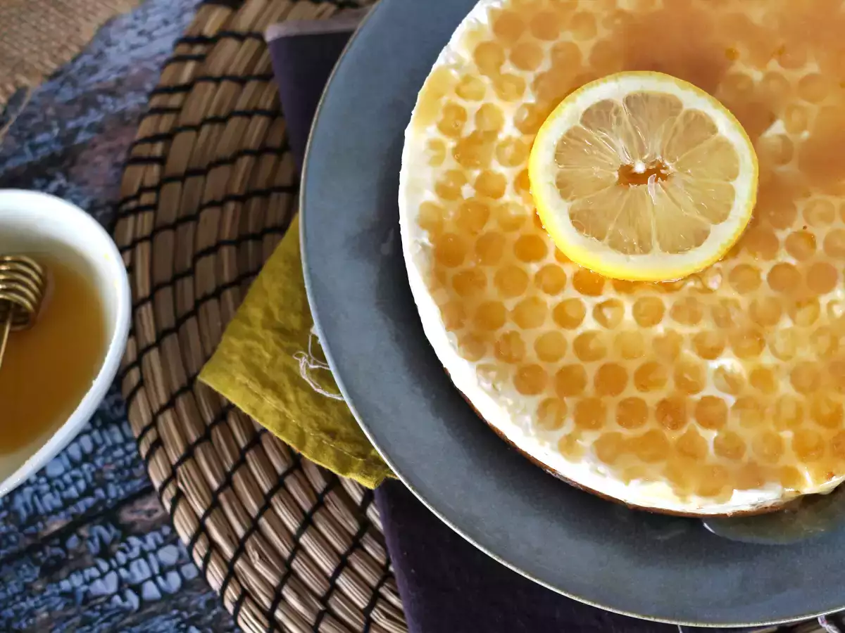 Recept No-bake citron- och honungscheesecake (handledning för tårtdekoration)