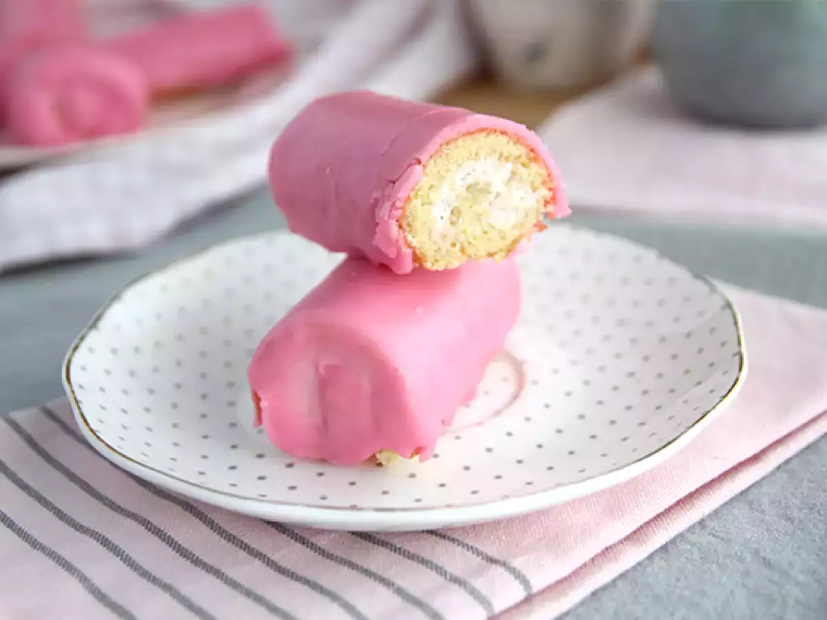 Recept Mini rullar med jordgubbar, rosa pantrar