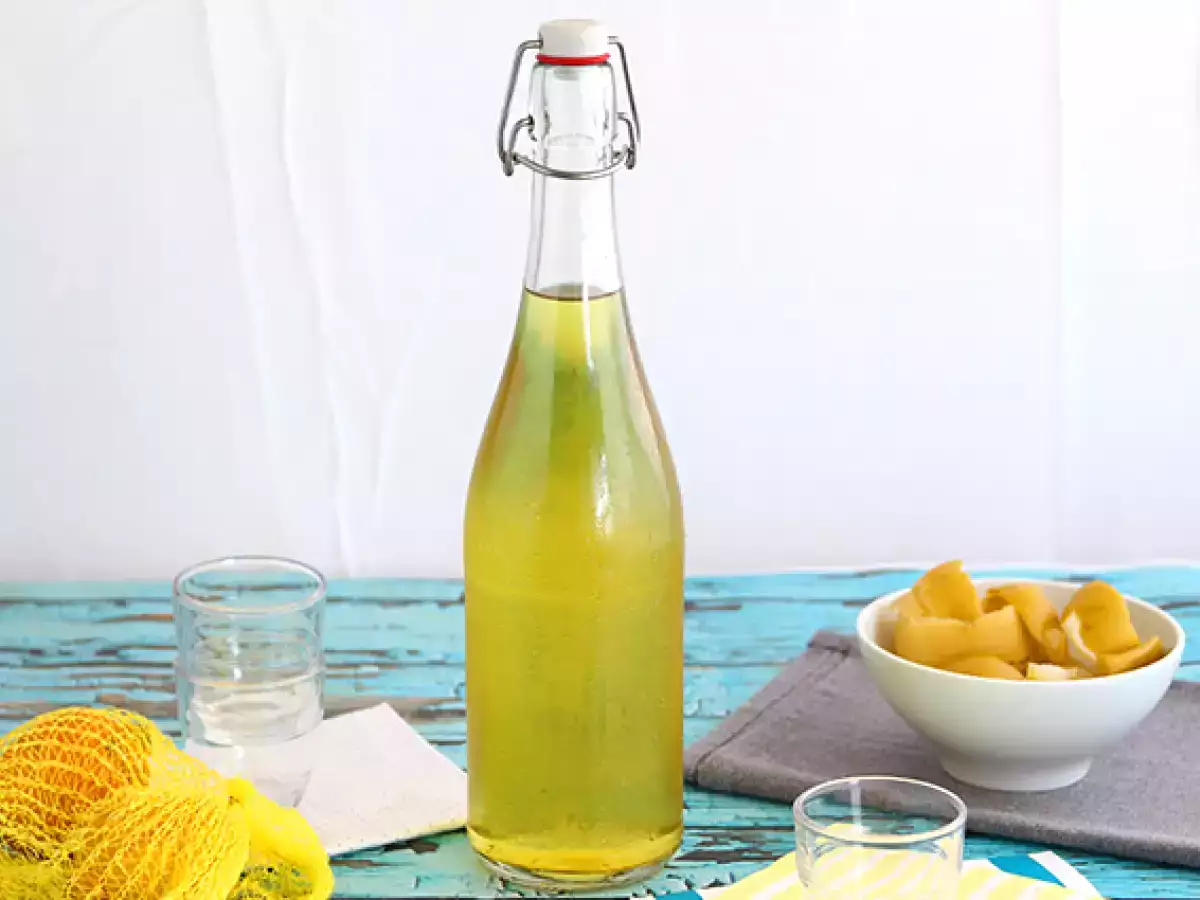 Recept Enkel hemlagad limoncello