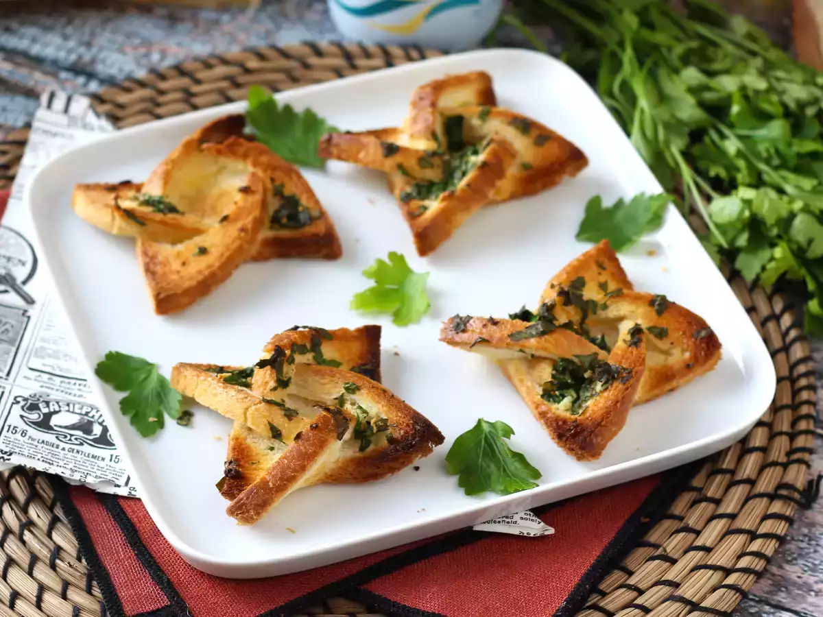 Recept Vitlöksbröd i stjärnform med smörgåsbröd