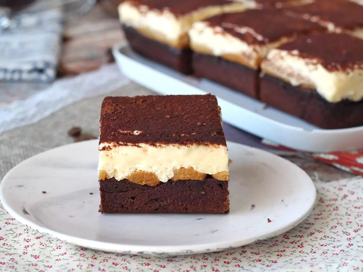 Recept Brownie- och tiramisuälskare, vi har den perfekta tårtan för dig!