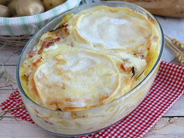 Recept Traditionell tartiflette från savoy