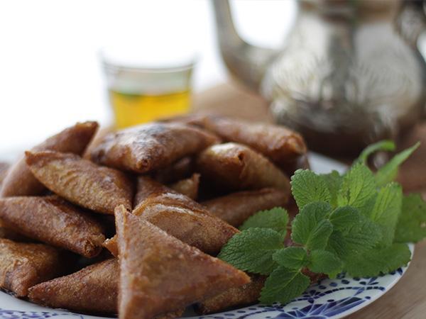 Recept Briouats med mandel, små orientaliska bakverk