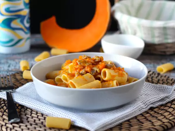 Recept Pasta med pumpa och korv