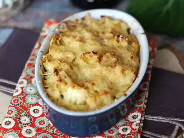 Recept Grönkålsgratäng med béchamelsås och ost