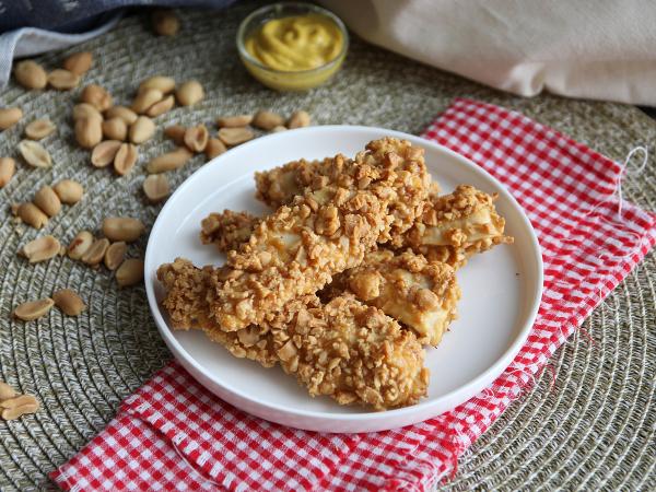 Recept Panerad kyckling med jordnötter - de smaker du har saknat!