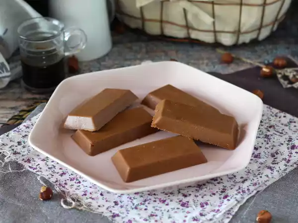 Recept Hemlagad gianduja: ett superenkelt italienskt recept som passar perfekt till kaffet!