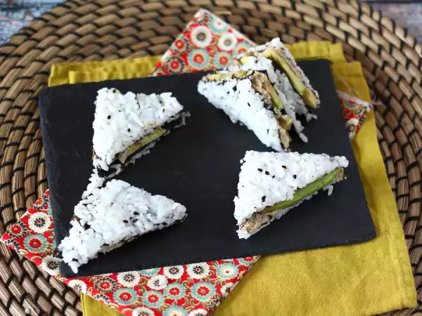 Recept Club maki, den japanska smörgåsklubben