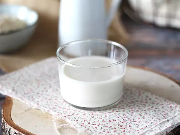 Recept Hemlagad havremjölk (enkelt, snabbt och ekonomiskt!)