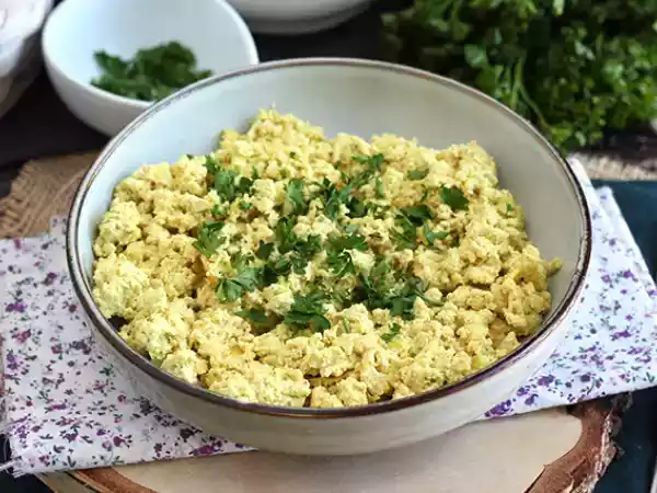Recept Tofu-röra istället för äggröra!